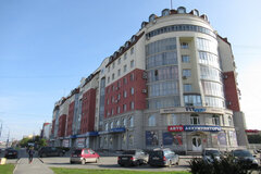 Екатеринбург, ул. Космонавтов, 62 (Эльмаш) - фото торговой площади