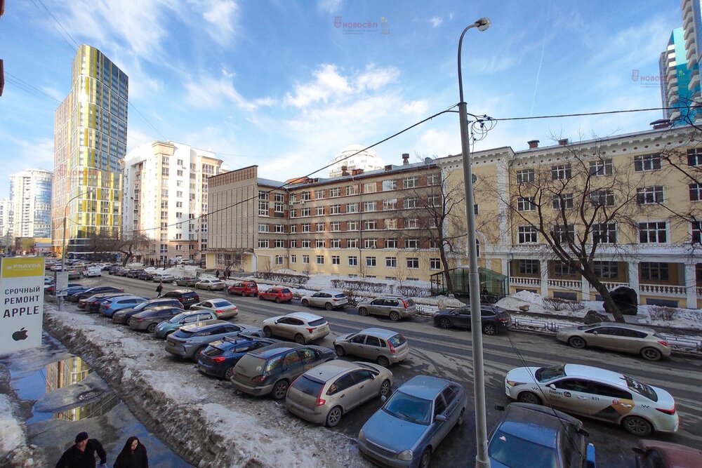 Екатеринбург, ул. Хохрякова, 74 (Центр) - фото торговой площади (3)