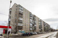 Екатеринбург, ул. Индустрии, 64 (Уралмаш) - фото квартиры