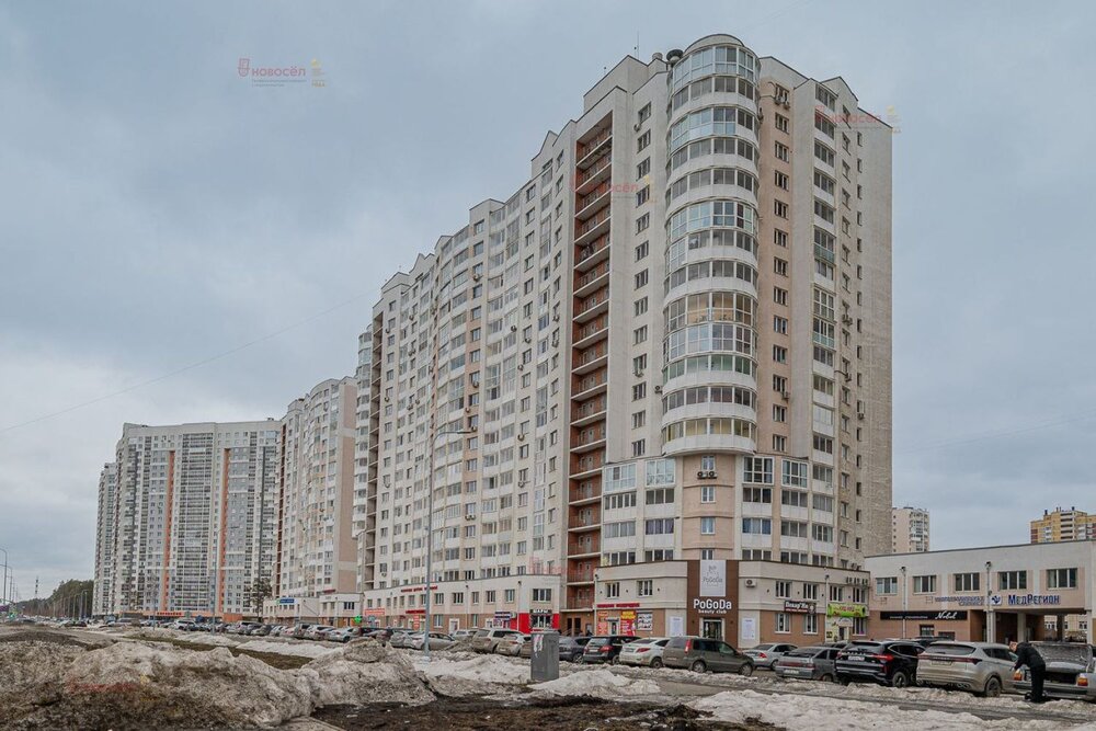 Екатеринбург, ул. Чкалова, 239 (УНЦ) - фото квартиры (3)