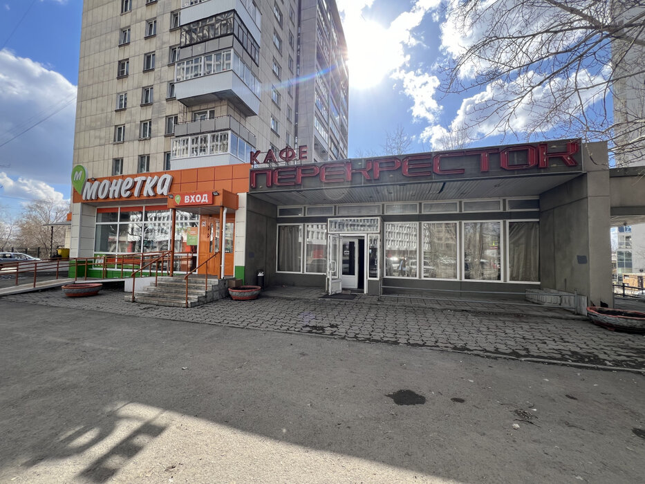 Екатеринбург, ул. Библиотечная, 52 (Втузгородок) - фото торговой площади (1)