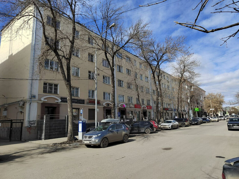 Екатеринбург, ул. Сакко и Ванцетти, 48 (Центр) - фото торговой площади (2)
