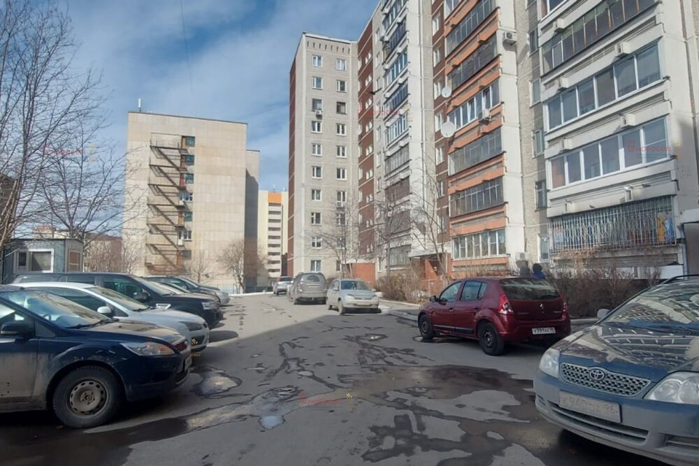 Екатеринбург, ул. Фонвизина, 9 (Втузгородок) - фото квартиры (2)