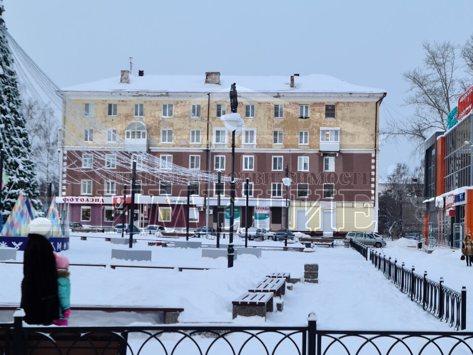 г. Ревда, ул. Максима Горького, 19 (городской округ Ревда) - фото офисного помещения (7)