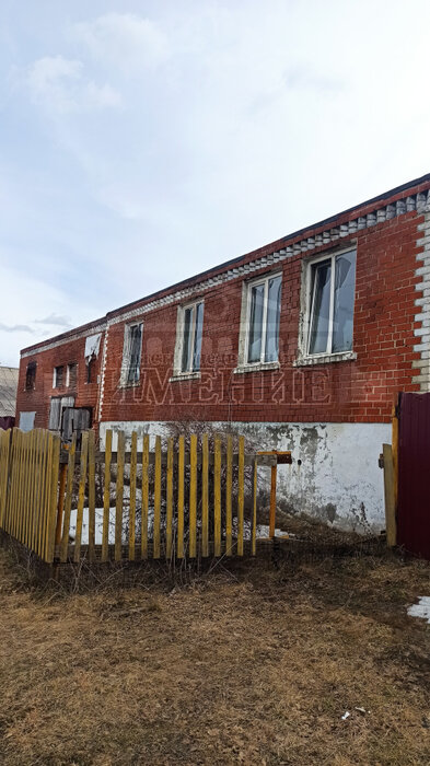 г. Ревда, ул. Красных Разведчиков,   (городской округ Ревда) - фото дома (1)