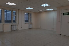 Екатеринбург, ул. Старых Большевиков, 50 (Эльмаш) - фото торговой площади
