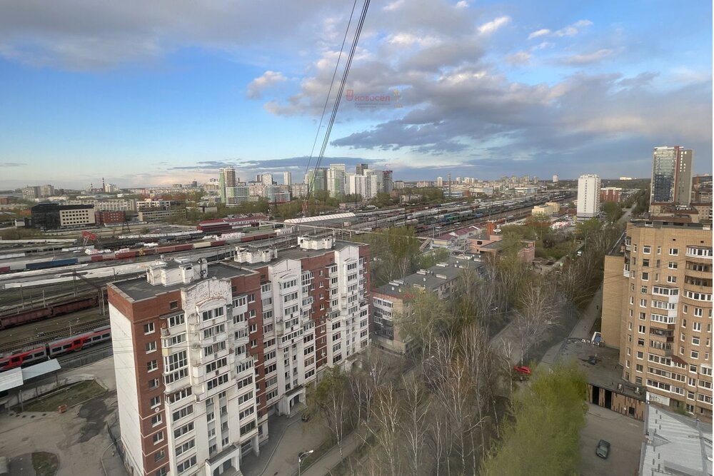 Екатеринбург, ул. Куйбышева, 80/1 (Шарташский рынок) - фото квартиры (2)