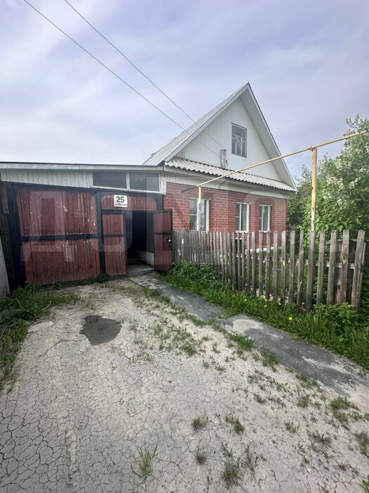 г. Березовский, ул. Северная, 25 (городской округ Березовский) - фото дома (1)