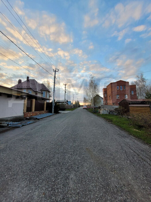 п. Растущий, ул. Озерная, 10 (городской округ Белоярский) - фото дома (1)