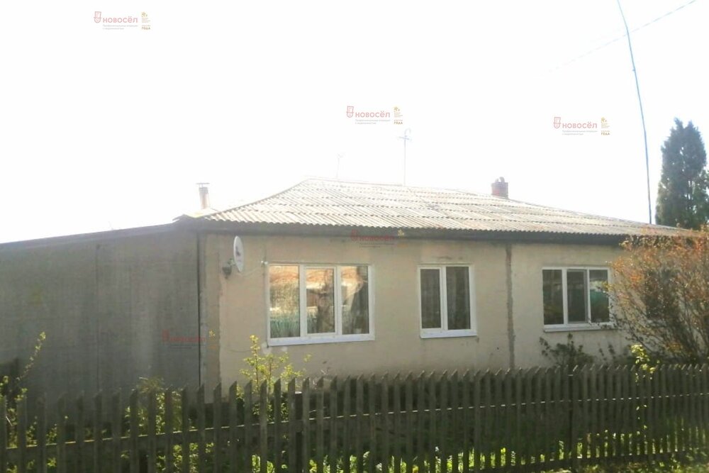 c. Захаровское, ул. Гагарина, 9 (городской округ Камышловский) - фото дома (1)