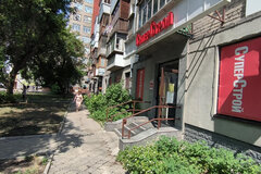 Екатеринбург, ул. Луначарского, 83 (Центр) - фото торговой площади