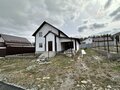 Продажа коттеджей: к.п. Шишкино, ул. Ежевичная, 5 (городской округ Березовский) - Фото 1
