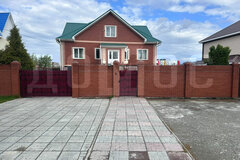 г. Арамиль, ул. Комсомольская, 15 (городской округ Арамильский) - фото коттеджа