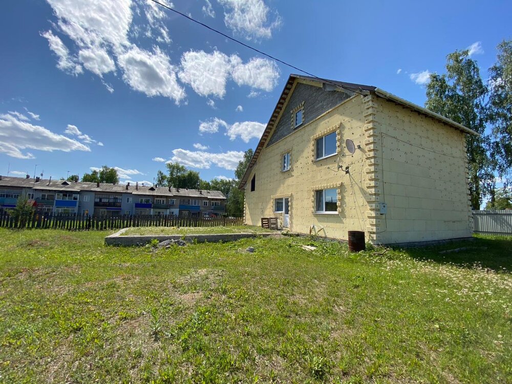 п. Зыряновский, ул. Октябрьская, 5 (городской округ Алапаевский) - фото коттеджа (1)