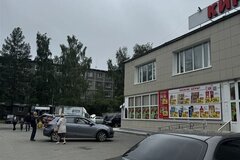 г. Ревда, ул. Российская, 20а (городской округ Ревда) - фото квартиры