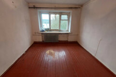 поселок городского типа Верхние Серги, ул. Ленина, 13 (городское поселение Верхнесергинское) - фото комнаты