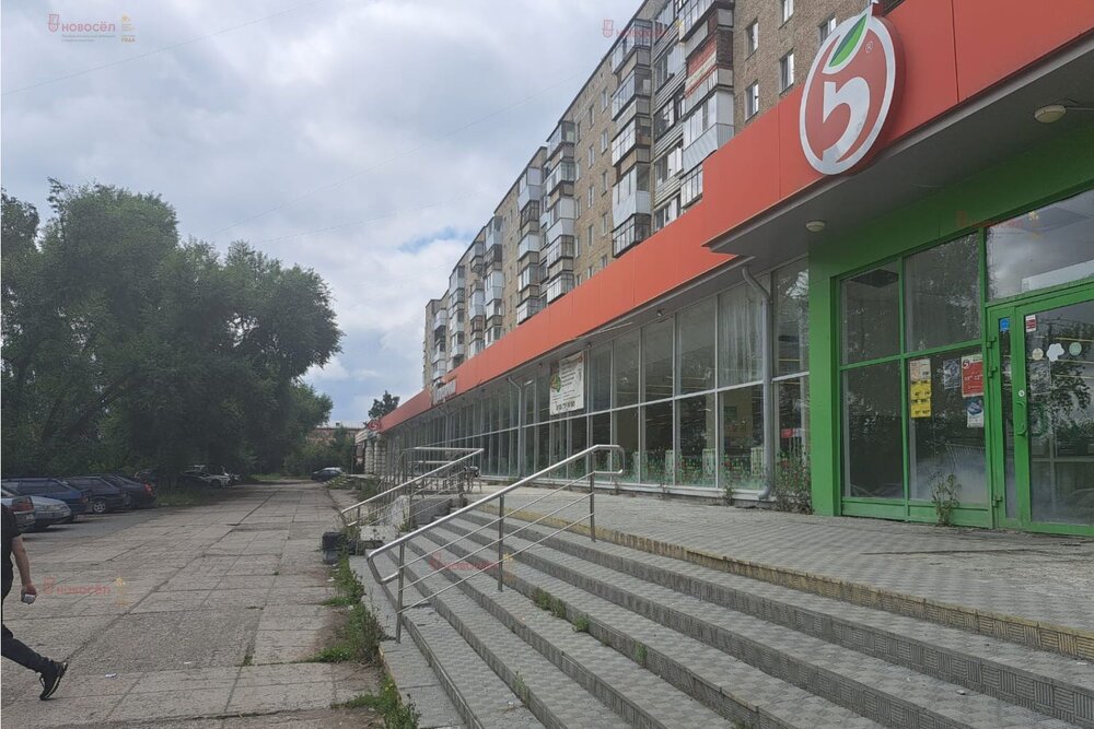 г. Полевской, ул. Вершинина, 35 (городской округ Полевской) - фото торговой площади (2)