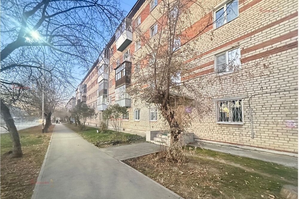 г. Березовский, ул. Строителей, 9 (городской округ Березовский) - фото квартиры (2)