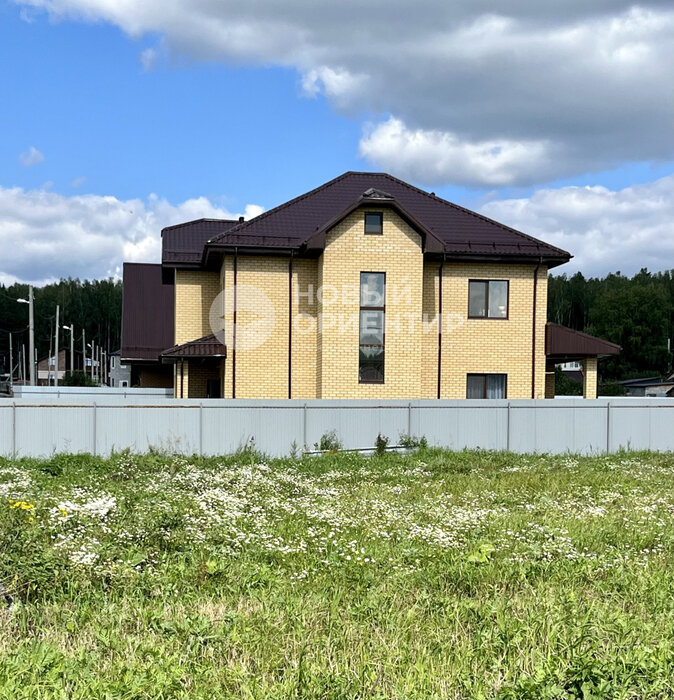 г. Березовский, ул. Лучистая, 18 (городской округ Березовский) - фото коттеджа (3)