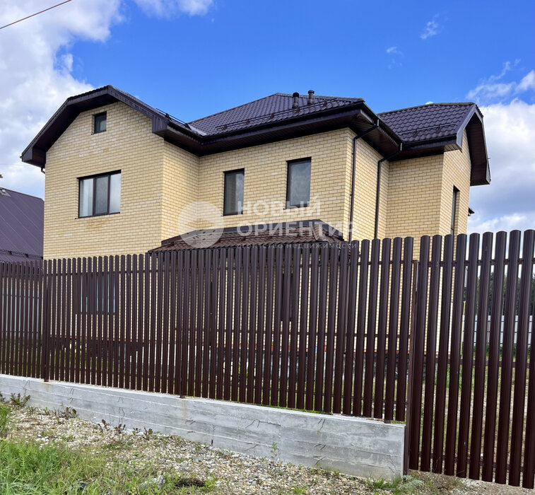 г. Березовский, ул. Лучистая, 18 (городской округ Березовский) - фото коттеджа (8)
