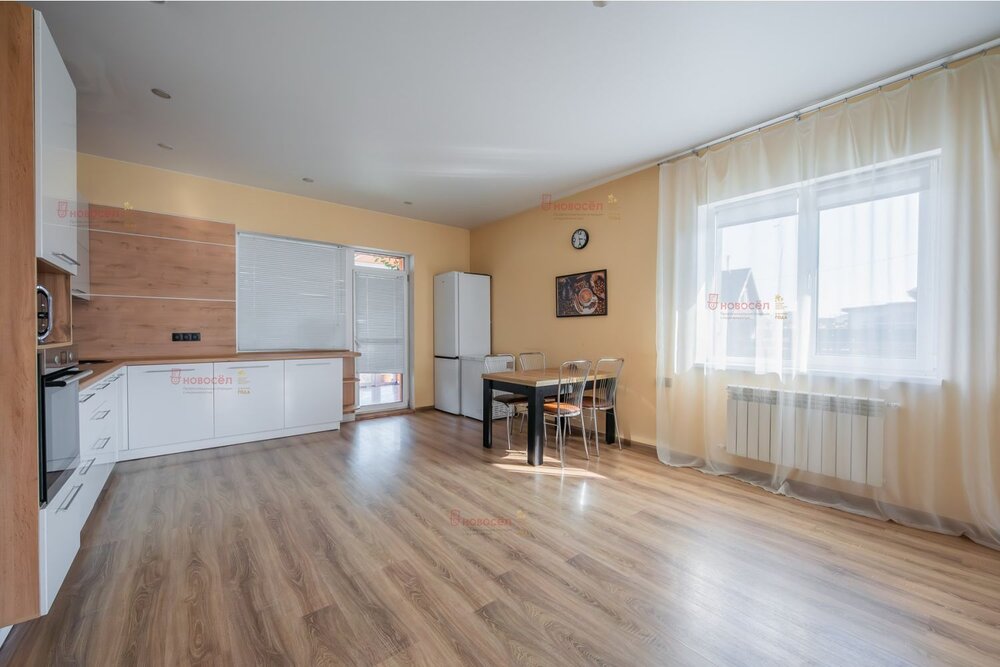 Екатеринбург, ул. 7 Самородная,   (Горный щит) - фото коттеджа (5)
