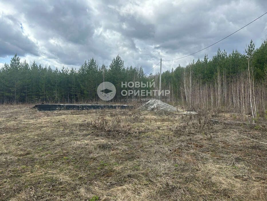 п. Бобровский, ул. Есенина (городской округ Сысертский) - фото земельного участка (3)