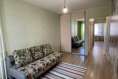 г. Арамиль, ул. Космонавтов, 11а (городской округ Арамильский) - фото квартиры
