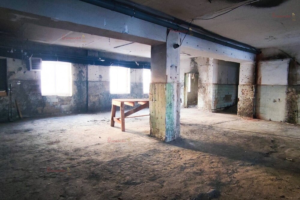 г. Арамиль, ул. 8 марта, 87 (городской округ Арамильский) - фото склада (4)