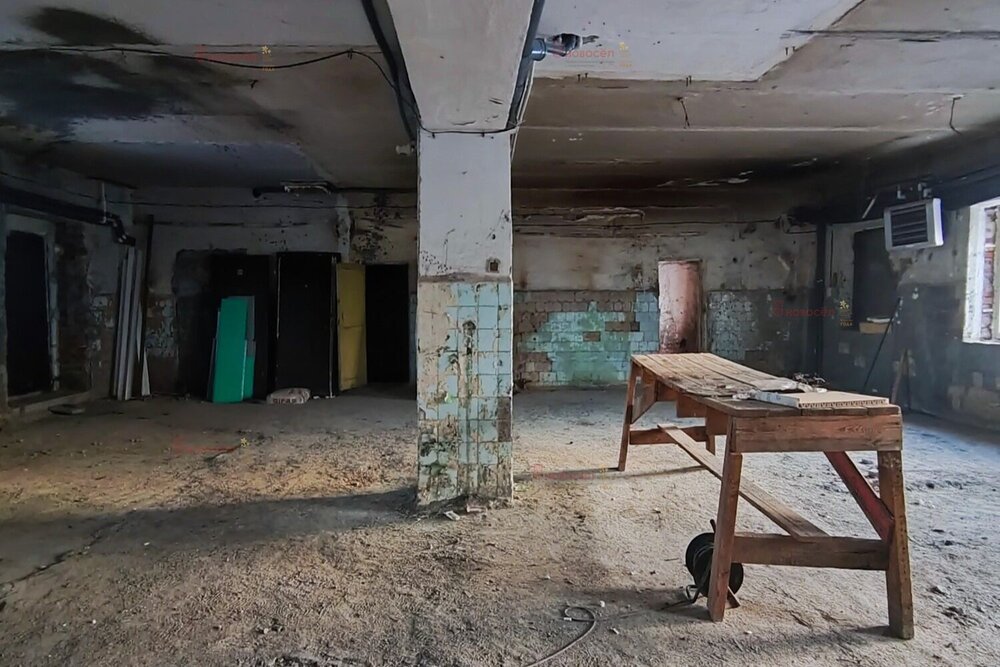 г. Арамиль, ул. 8 марта, 87 (городской округ Арамильский) - фото склада (5)
