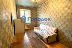 г. Каменск-Уральский, ул. Механизаторов, 8 (городской округ Каменский) - фото комнаты