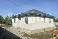 п. Бобровский, ул. Солженицына,   (городской округ Сысертский) - фото дома