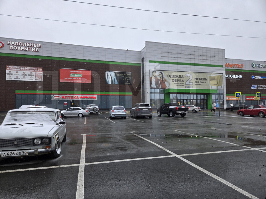 Екатеринбург, ул. 40-летия Комсомола, 38е - фото торговой площади (7)