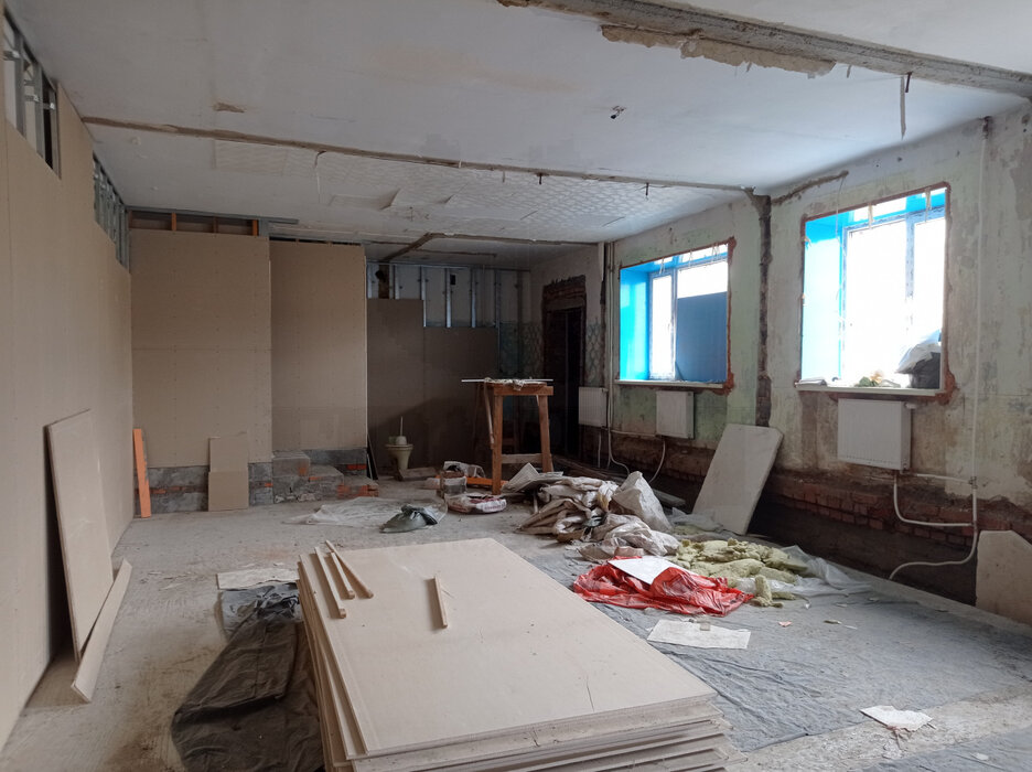 г. Кировград, ул. Чехова, 6 (городской округ Кировградский) - фото торговой площади (6)