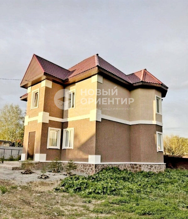 п. Верхняя Сысерть, ул. Клубный, 2Б (городской округ Сысертский) - фото коттеджа (1)