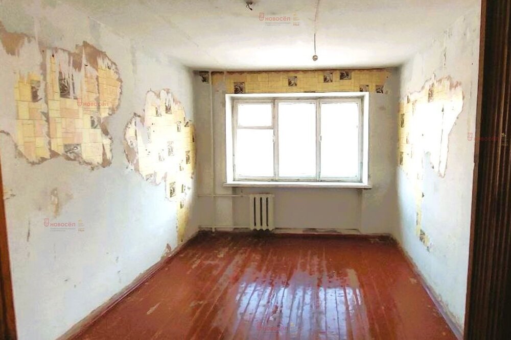 г. Асбест, ул. Челюскинцев, 15 (городской округ Асбестовский) - фото комнаты (3)