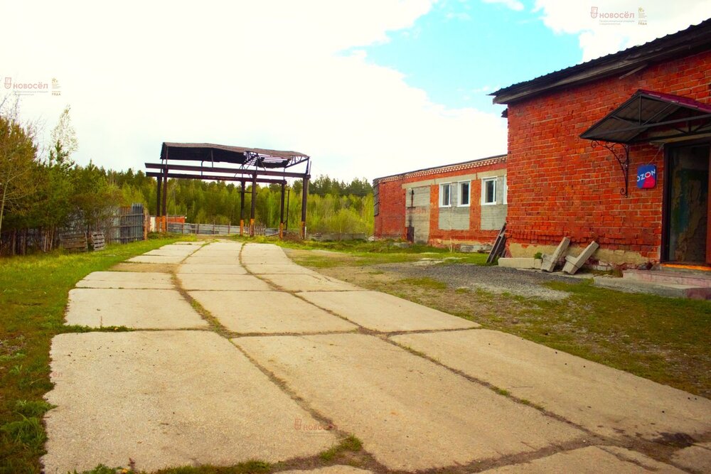 п. Режик, ул. Молодежная, 1 (городской округ Белоярский) - фото промышленного объекта (2)