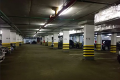 Екатеринбург, ул. Академика Семихатова, 6 (УНЦ) - фото гаража