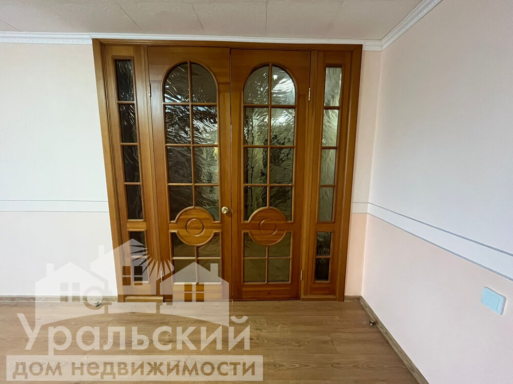 г. Алапаевск, ул. Веры Шляпниковой, 9 (городской округ Город Алапаевск) - фото квартиры (2)