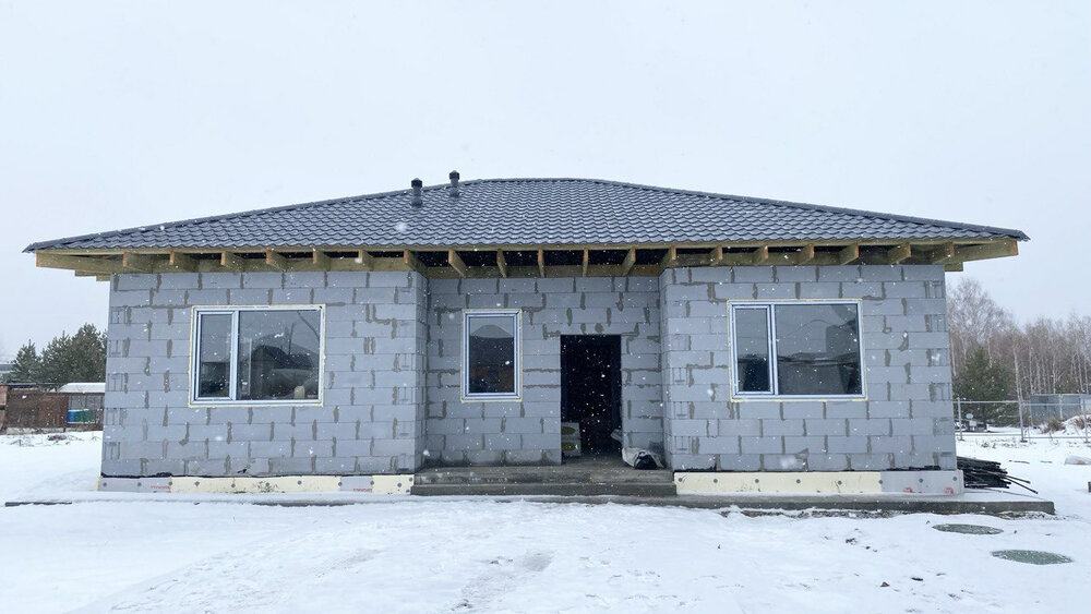 к.п. Александрия, ул. Четырнадцатая, 43 (городской округ Белоярский, д. Гусева) - фото коттеджа (1)