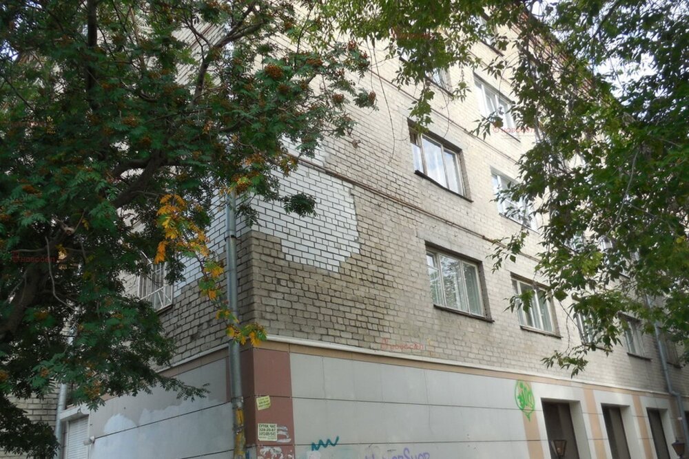 Екатеринбург, ул. 8 Марта, 86 (Автовокзал) - фото комнаты (1)