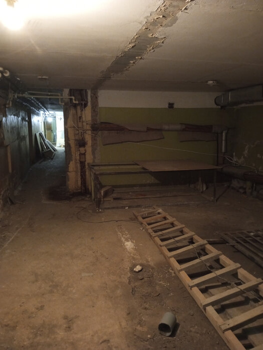 г. Полевской, ул. Коммунистическая, 34 (городской округ Полевской) - фото торговой площади (4)