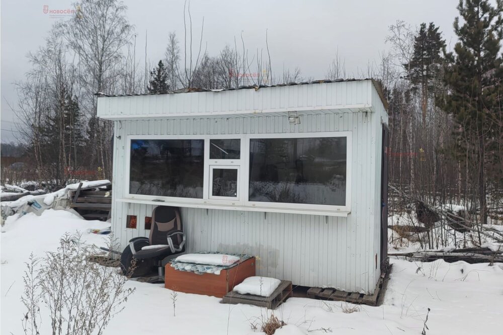 п. Крутой, ул. ТСН Луговое, 6 (городской округ Верхняя Пышма) - фото земельного участка (4)