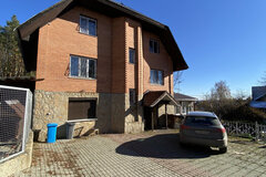 п. Мурзинка (г.о. Среднеуральский), ул. Лесная, 4 (городской округ Среднеуральск) - фото коттеджа