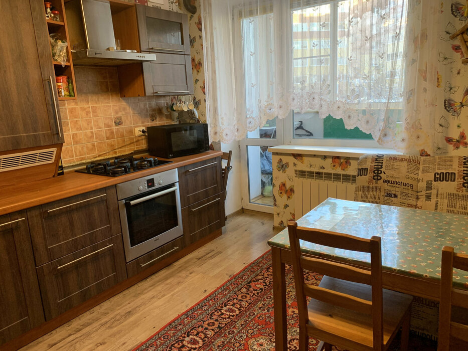 Екатеринбург, ул. Кольцевая, 27 (УНЦ) - фото квартиры (2)