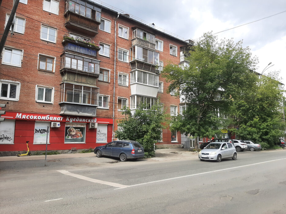 Екатеринбург, ул. Избирателей, 20 (Уралмаш) - фото торговой площади (4)