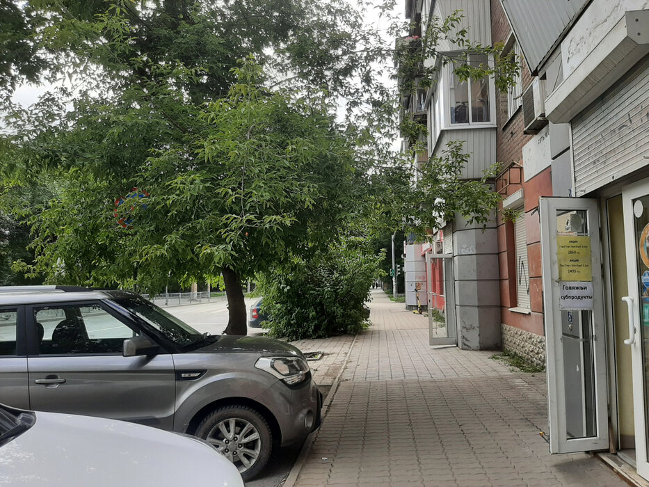 Екатеринбург, ул. Избирателей, 20 (Уралмаш) - фото торговой площади (6)