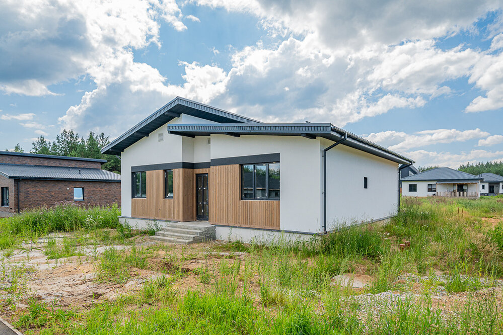 к.п. Снегири, д. 23 (городской округ Белоярский) - фото коттеджа (1)