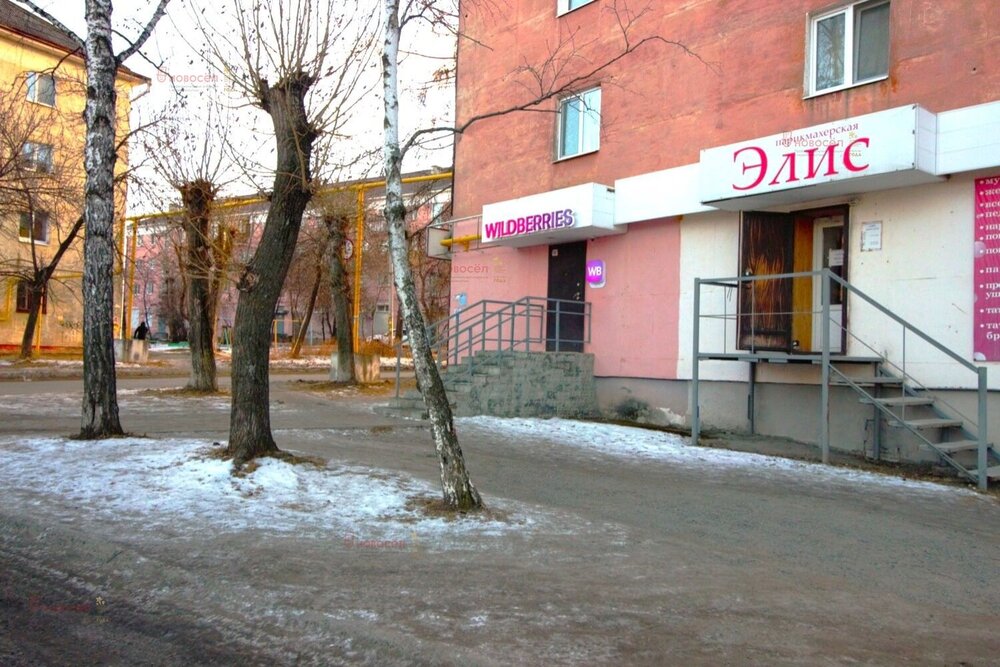 г. Асбест, ул. Ленинградская, 14 (городской округ Асбестовский) - фото торговой площади (3)