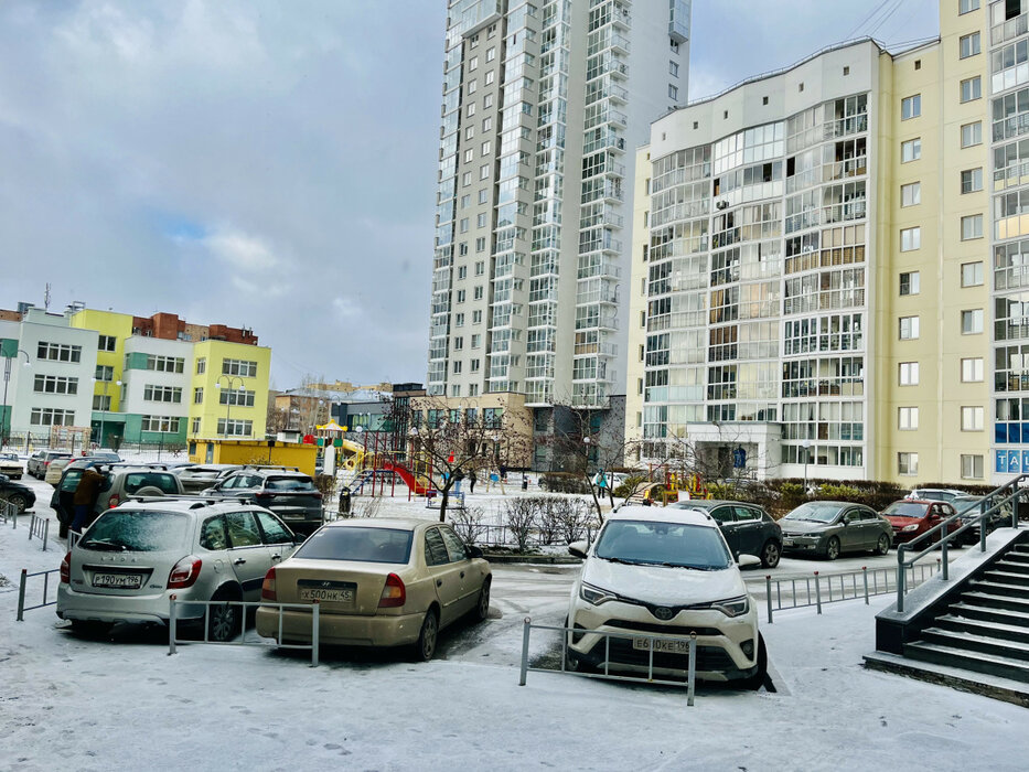 Екатеринбург, ул. Комсомольская, 76 (Втузгородок) - фото квартиры (2)