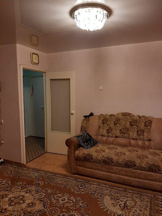 г. Каменск-Уральский, ул. Суворова, 27 (городской округ Каменский) - фото квартиры (5)